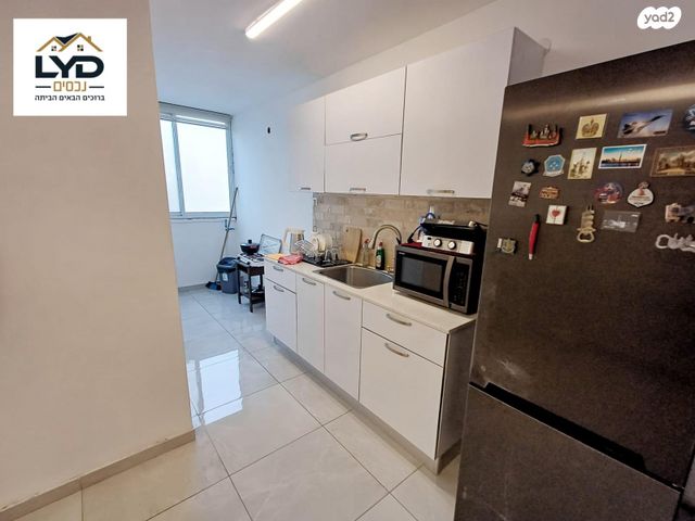 דירה, הרברט סמואל, חדרה