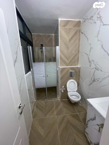 דירה, קיבוץ גלויות, אפרידר, אשקלון