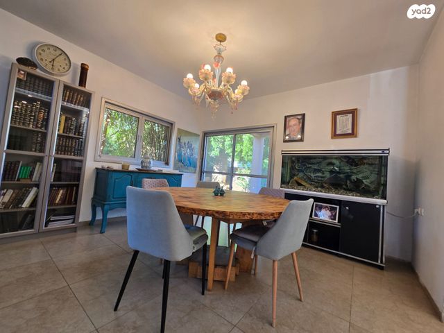 בית פרטי/ קוטג', האגוז, נווה ימין, נווה ימין