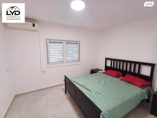 דירה, הרברט סמואל, חדרה