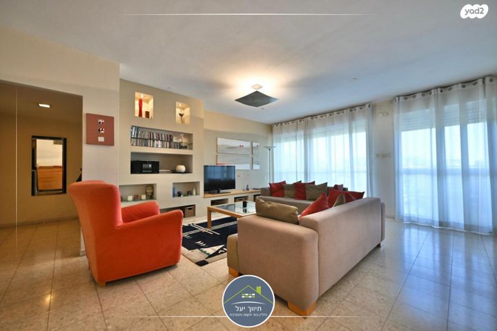 דירה, הרמה, גבעת סביון, גני תקווה