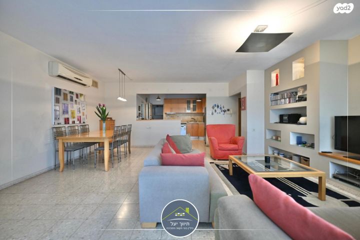 דירה, הרמה, גבעת סביון, גני תקווה