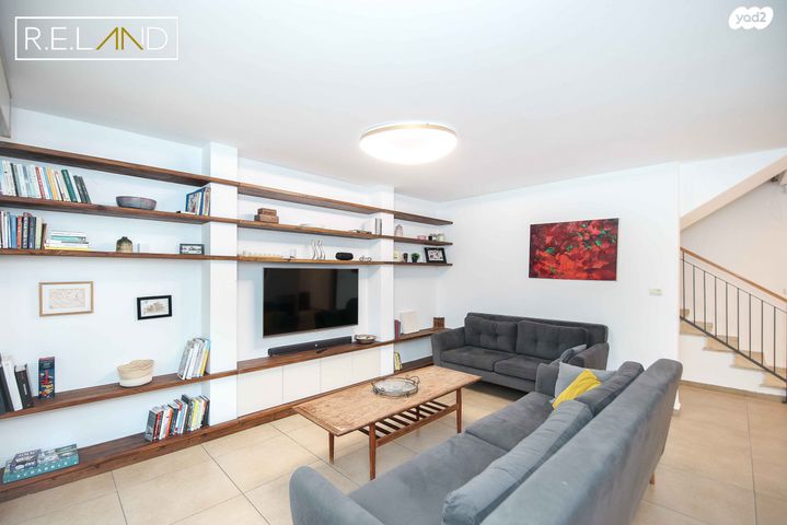 דירת גן, תל ימת כרכור, פרדס חנה כרכור