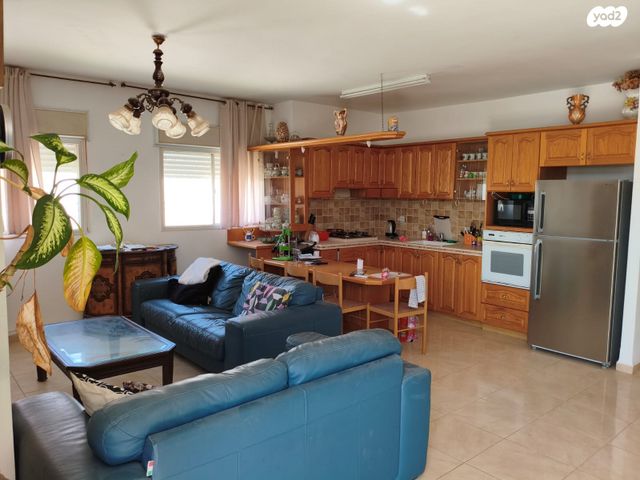 גג/ פנטהאוז, נורדאו, מרכז העיר, קרית אתא