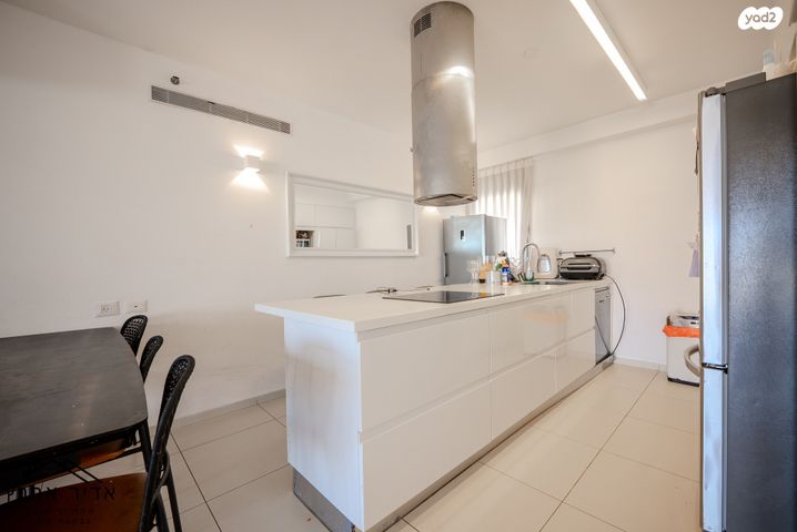 גג/ פנטהאוז, ניצן 31, נווה רבין, אור יהודה