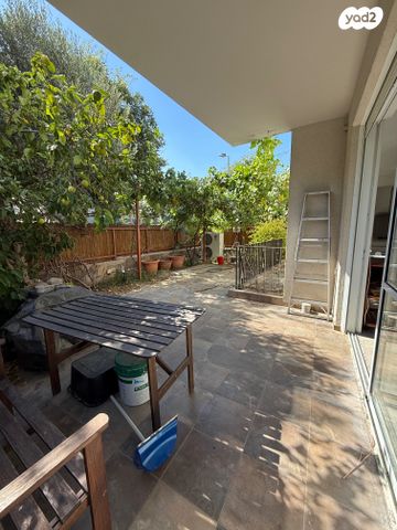 דירת גן, רביבים, תל אביב יפו