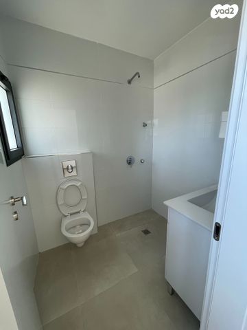 בית פרטי/ קוטג', בית דגן, בית דגן