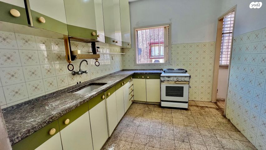 דירה, יוסף ברץ, נאות רחל, חולון