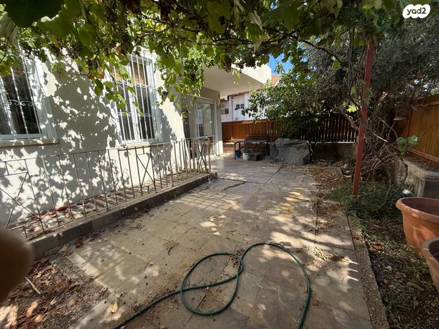 דירת גן, רביבים, תל אביב יפו