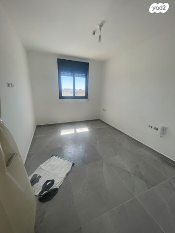 דירה, כרמי הנדיב, אחוזת רוטנר, קרית מלאכי