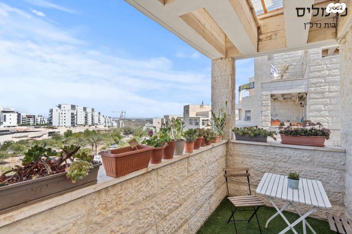 דירה, תכלת, אבני חן, מודיעין מכבים רעות