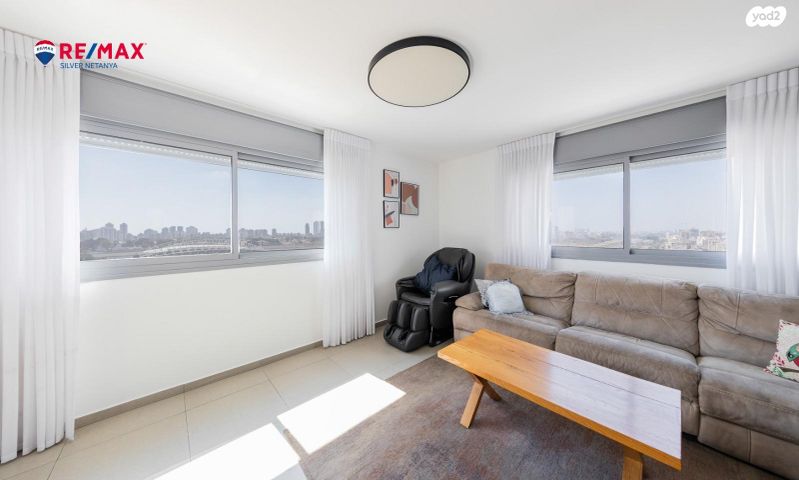 גג/ פנטהאוז, שדרות טום לנטוס, קרית השרון, נתניה