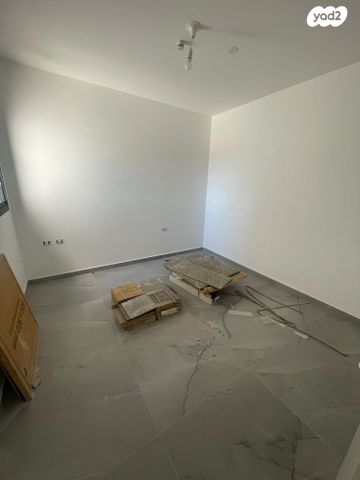 דירה, כרמי הנדיב, אחוזת רוטנר, קרית מלאכי