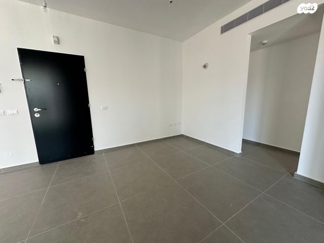 דירה, רעננה