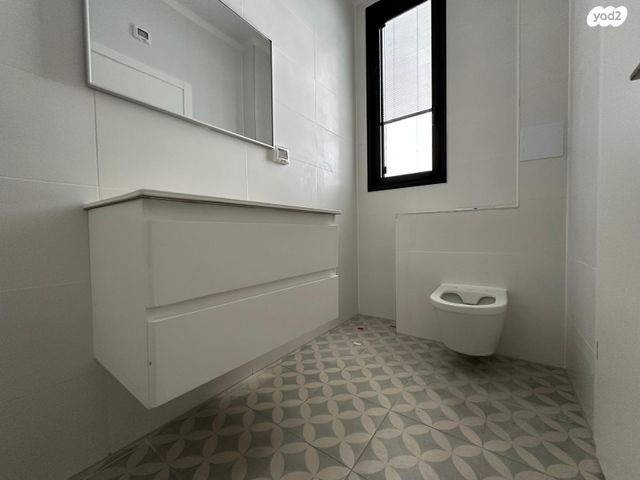 דירה, רעננה