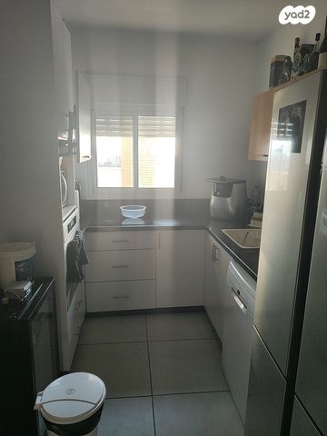 גג/ פנטהאוז, חדרה