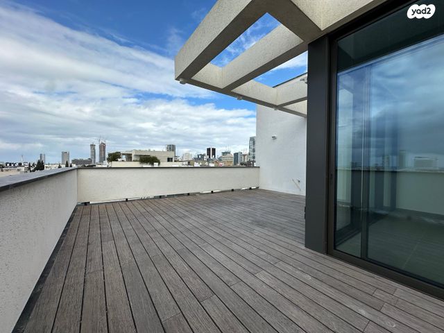 גג/ פנטהאוז, אחד העם, לב תל אביב, לב העיר צפון, תל אביב יפו