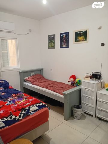 דירה, ישראל בן ציון 16, דרום מערב ותיק, בת ים