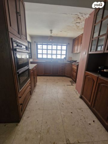 דירת גן, חורגין, תל יהודה, רמת גן