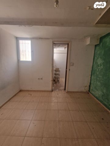 דירת גן, חורגין, תל יהודה, רמת גן