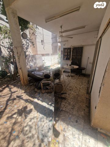 דירת גן, חורגין, תל יהודה, רמת גן