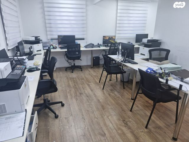 משרדים, אחד העם, מרכז העיר, חדרה