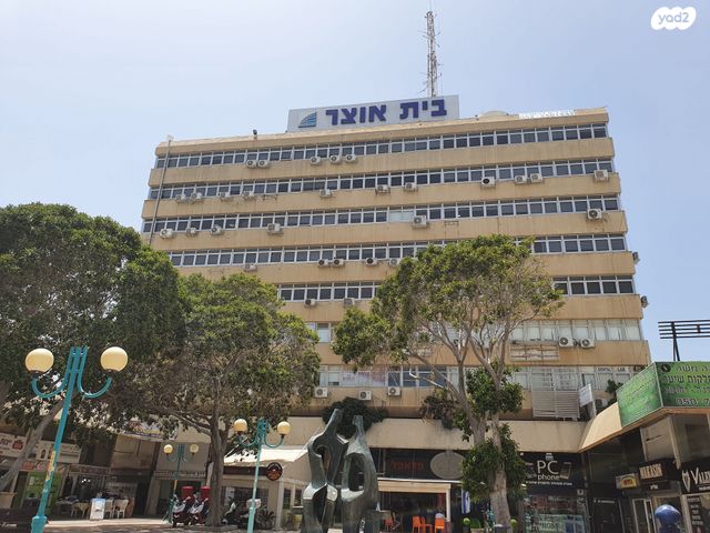 משרדים, חיים משה שפירא 22, רובע ד', אשדוד