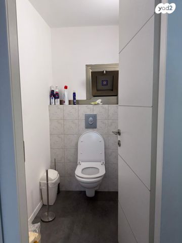 משרדים, יגאל אלון 159, נחלת יצחק, תל אביב יפו