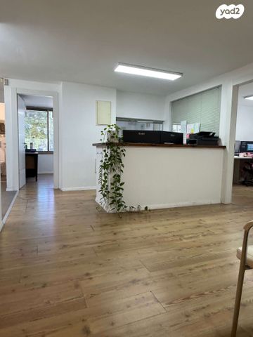 יגאל אלון 159