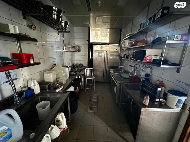 חנויות/ שטח מסחרי, מודיעין מכבים רעות