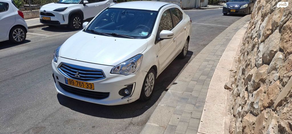מודעת רכב מיצובישי אטראז'