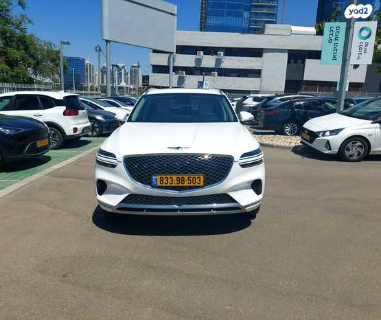 מודעת רכב ג'נסיס GV70