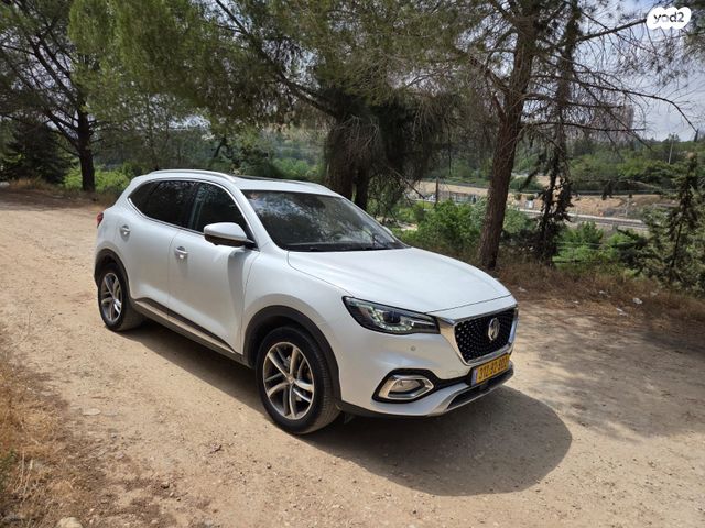 מודעת רכב אם ג'י EHS PHEV