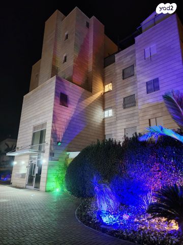 יוסי בנאי 50