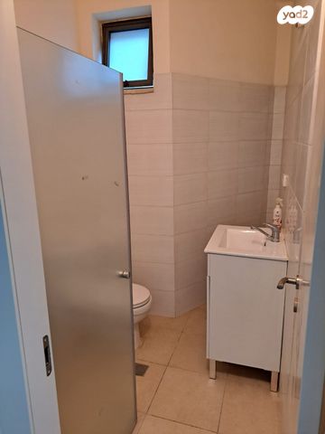 יחידת דיור, נוף הרים 40, הר אדר, הר אדר