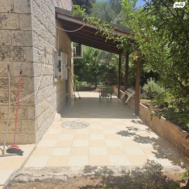 בית פרטי/ קוטג', קרית יערים, גבעת זאב