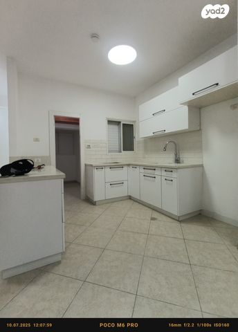 דירת גן, קרית מנחם בגין, נתיבות