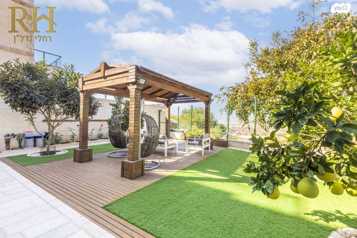 בית פרטי/ קוטג', קרית יערים, גבעת זאב