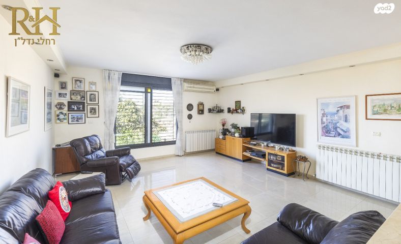 בית פרטי/ קוטג', קרית יערים, גבעת זאב