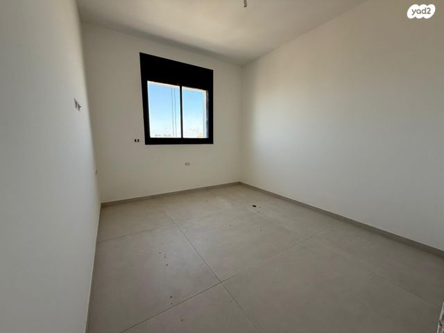 דירה, שדרות בן אב"י 42, נוף הטיילת, נתניה