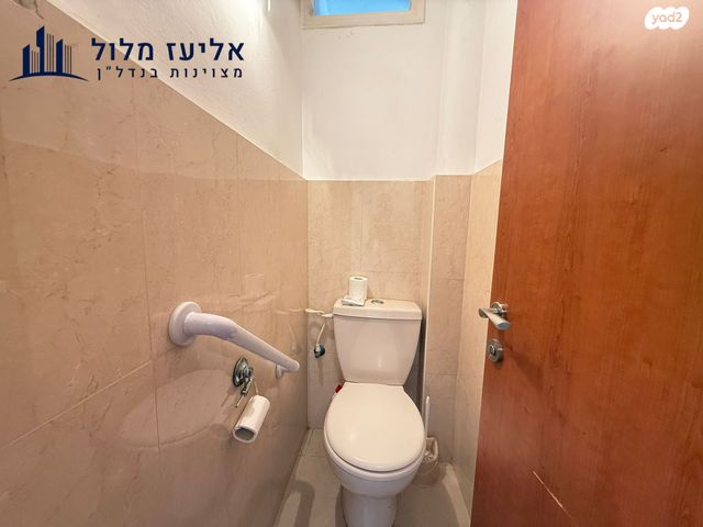 דירה, רחל המשוררת, דרום מערב ותיק, בת ים