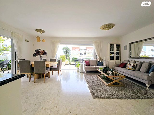 שרה אהרונסון 