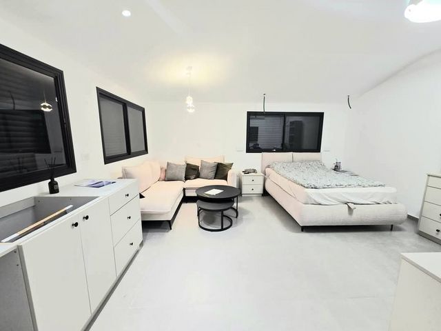 בית פרטי/ קוטג', נווה ים, ראשון לציון