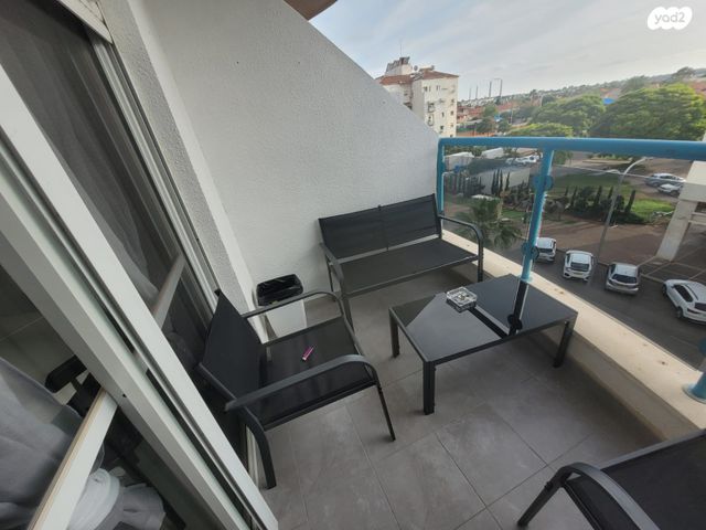 דירה, אורות, אור עקיבא