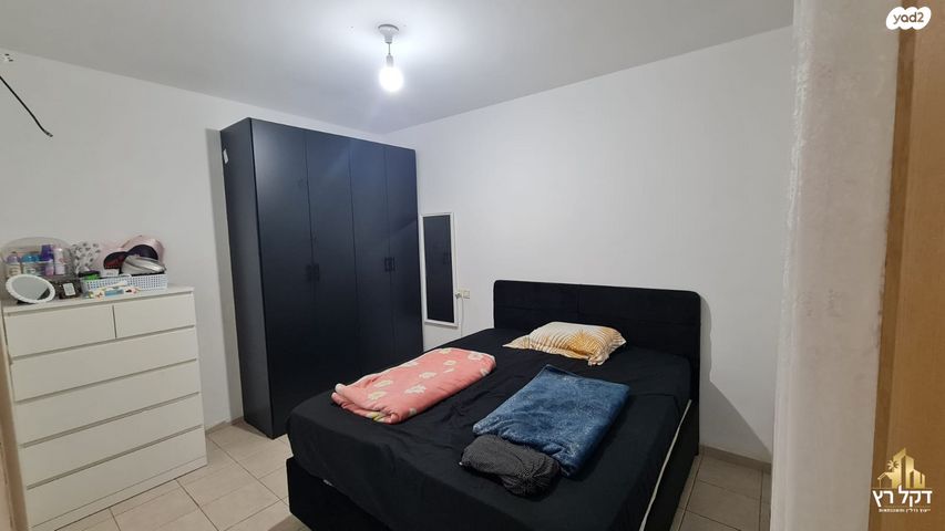 דירה, אברהם דנינו, אברהם דנינו, בן גוריון, עכו