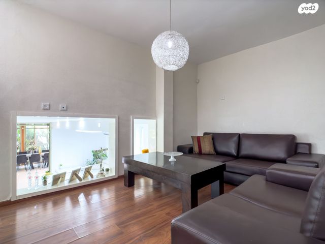 בית פרטי/ קוטג', האצ"ל 7, רובע ב', אריאל