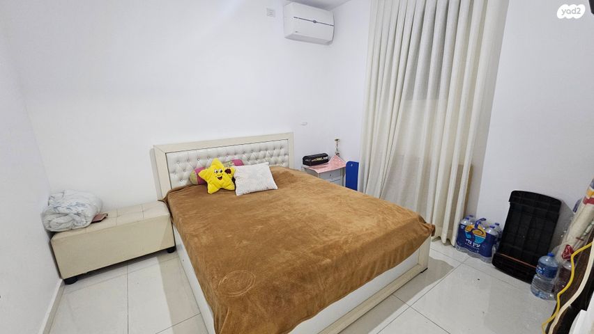 דירת גן, חולון