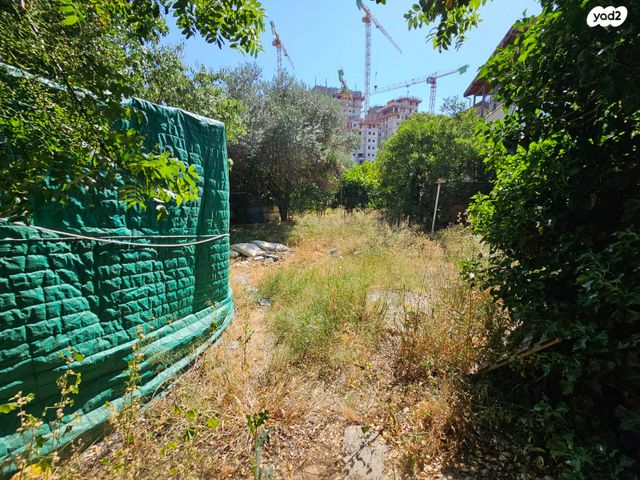 דו משפחתי, עקיבא אטינגר, קרית היובל, ירושלים