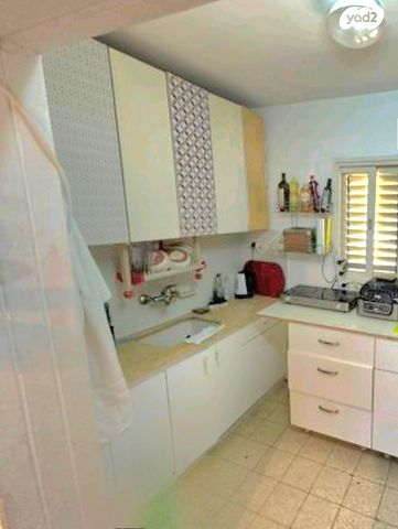 דו משפחתי, גבת