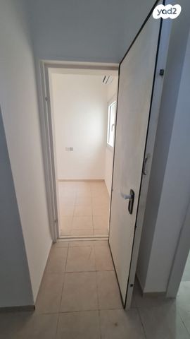 דירה, בן גוריון, קרית אתא